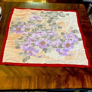scarf vintage lavender floral design nwot 100% polyester